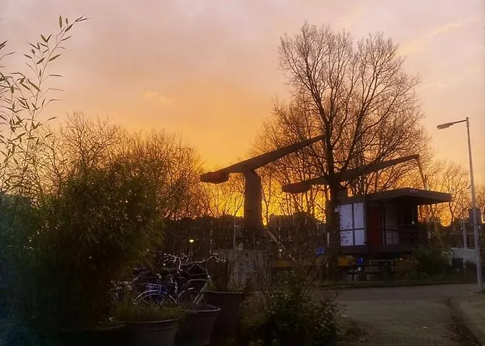 Bed & Breakfast Loft 57 4*