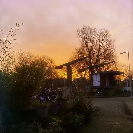 Bed & Breakfast Loft 57 4*